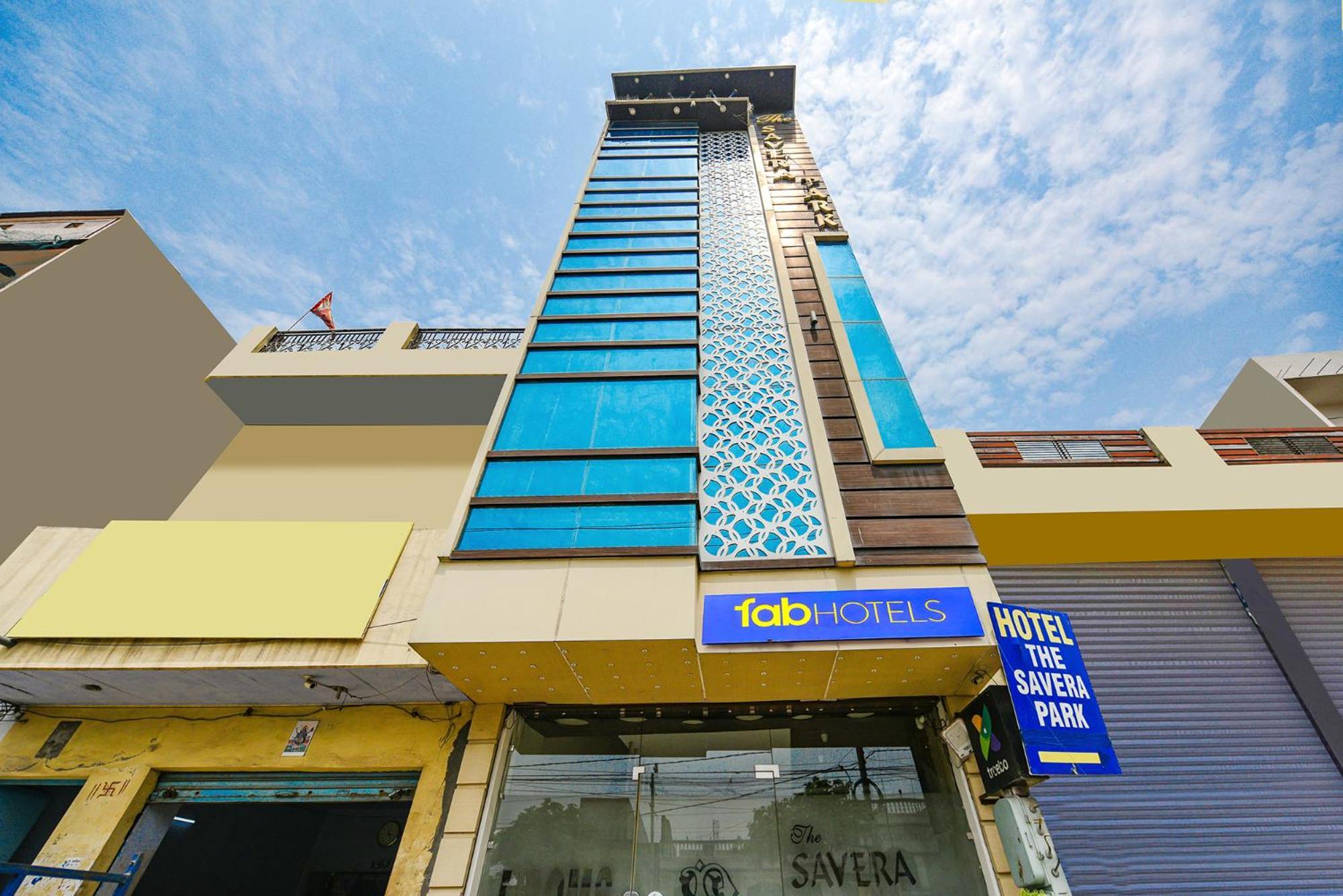 אמריצר Fabhotel Savera Park מראה חיצוני תמונה