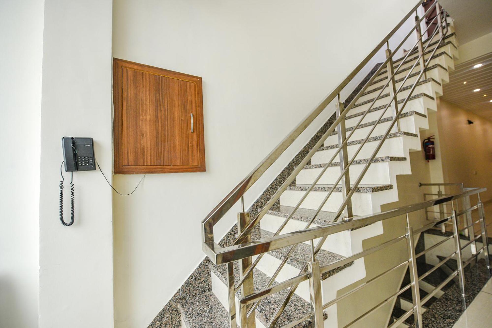 אמריצר Fabhotel Savera Park מראה חיצוני תמונה