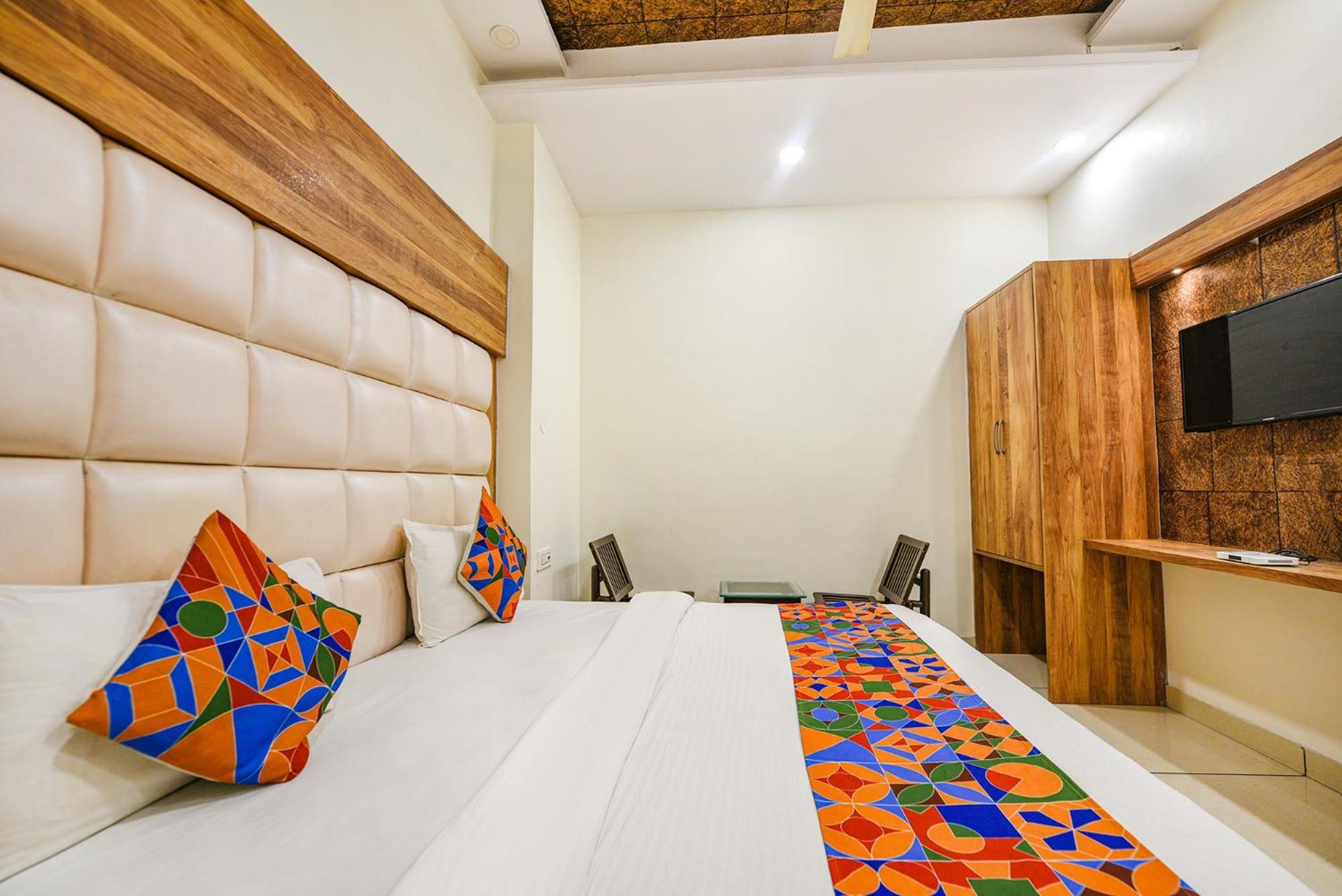 אמריצר Fabhotel Savera Park מראה חיצוני תמונה